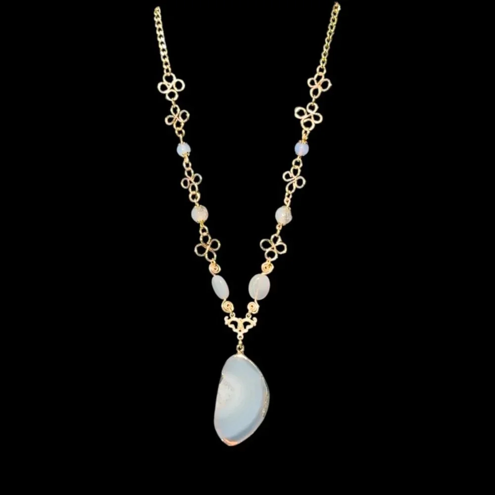 Artisan Hammered Lotus Flower Necklace W/ Agate Pendant Labradorite & Chalcedony - Picture 5 of 17